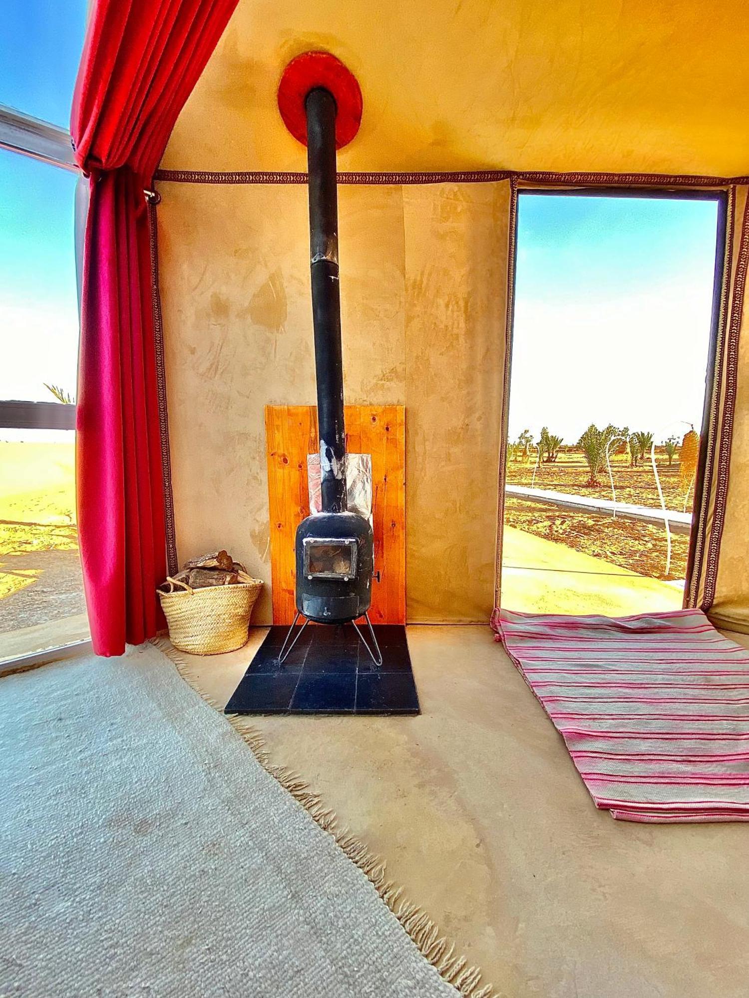 Sky View Camp 호텔 메르주가 외부 사진